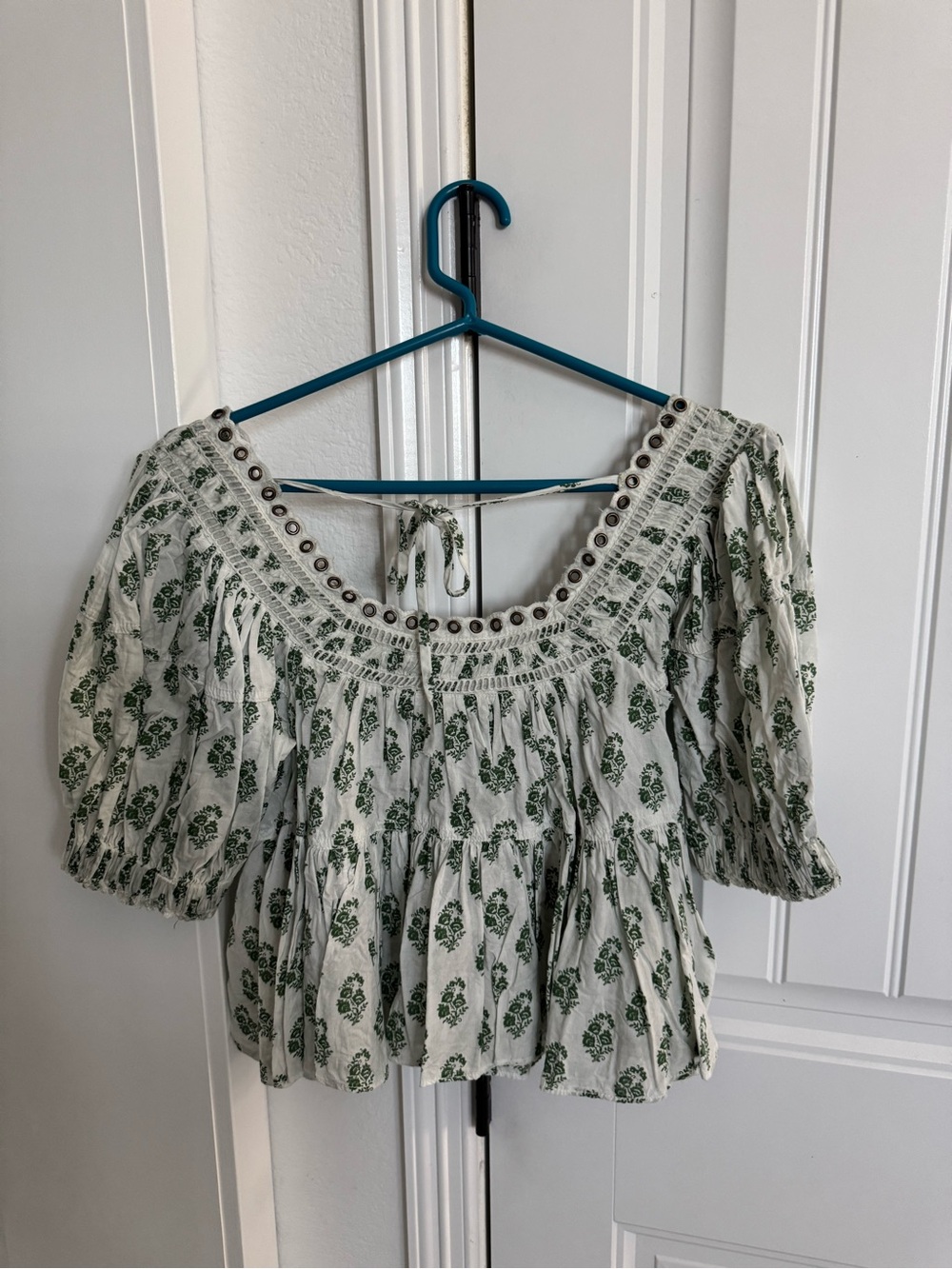 Pilcro Short-Sleeve Crop Babydoll Blouse - Picture 6 of 6